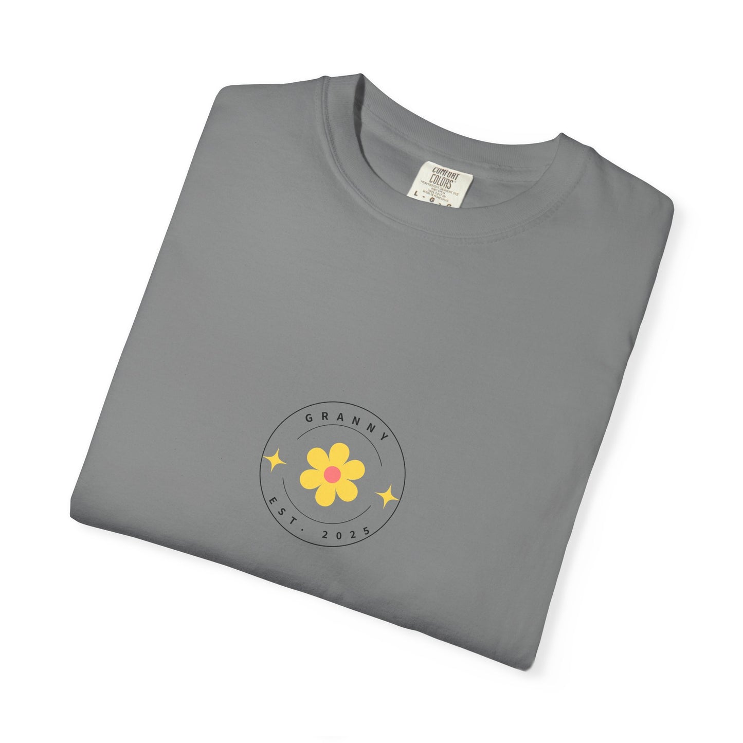 Granny Est. 2024 T-Shirt – Retro Daisy Gift Tee for New Grandmas