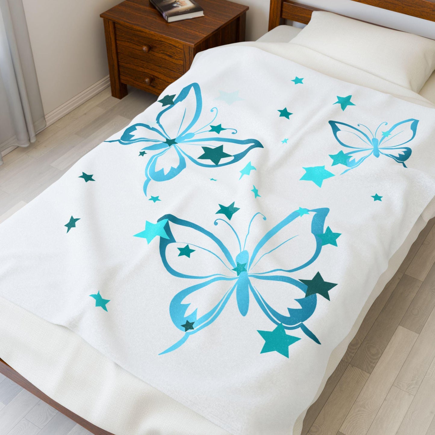 Butterfly Velvet Plush Blanket, Cozy Home Decor for Kids, Soft Gift for Birthdays, Nursery, and Cozy Nights, Dreamy Butterfly Design