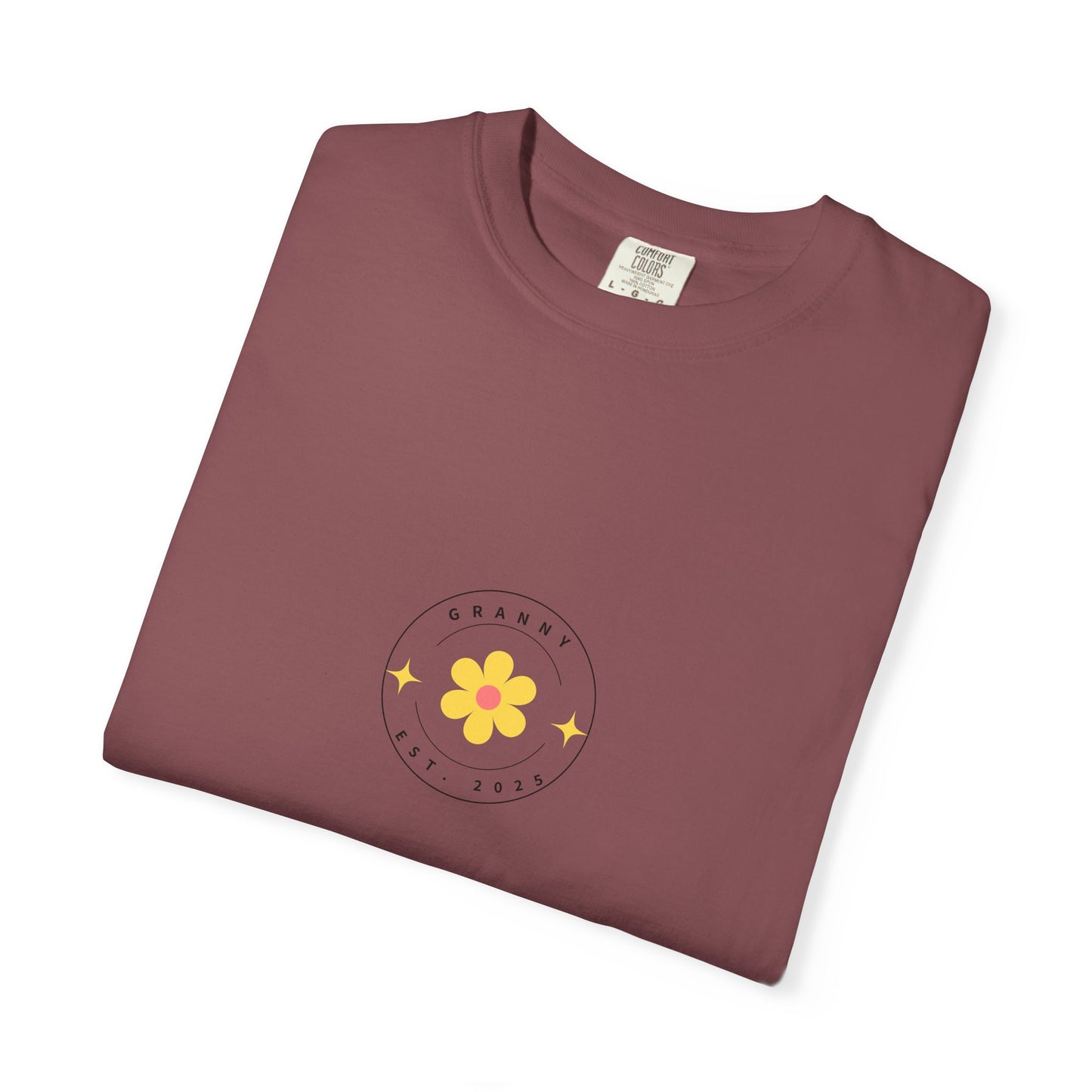 Granny Est. 2024 T-Shirt – Retro Daisy Gift Tee for New Grandmas