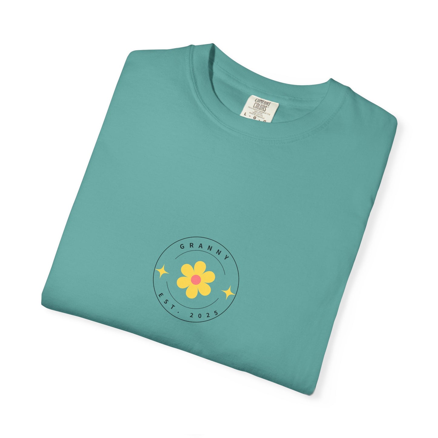 Granny Est. 2024 T-Shirt – Retro Daisy Gift Tee for New Grandmas