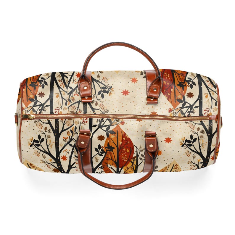 Waterproof nylon duffle bag with interior pocket and polyester lining